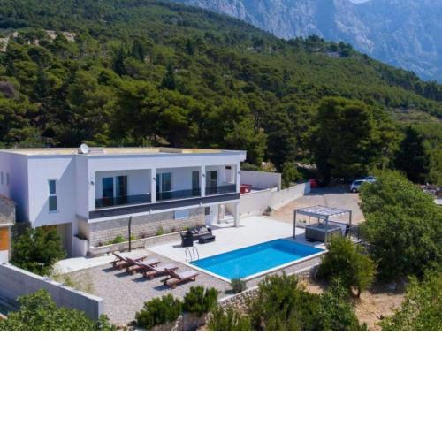 villa Marko Makarska