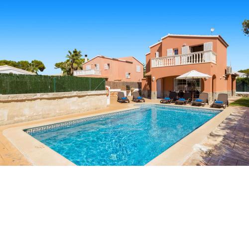 Villa Martinur by Villa Plus