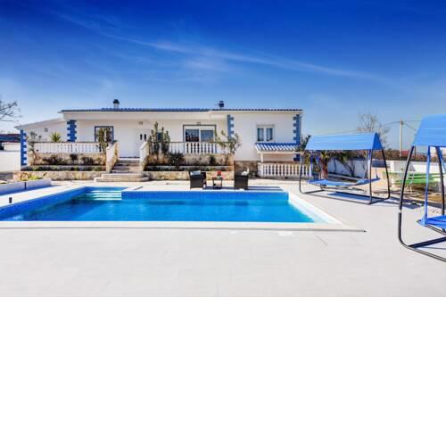 Villa Mateo