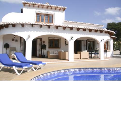 Villa Maura