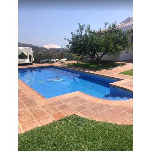 Villa Mayra At Home