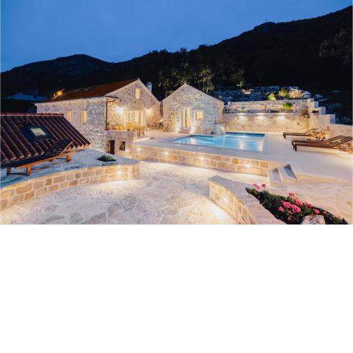 Villa Mediterranean Estate