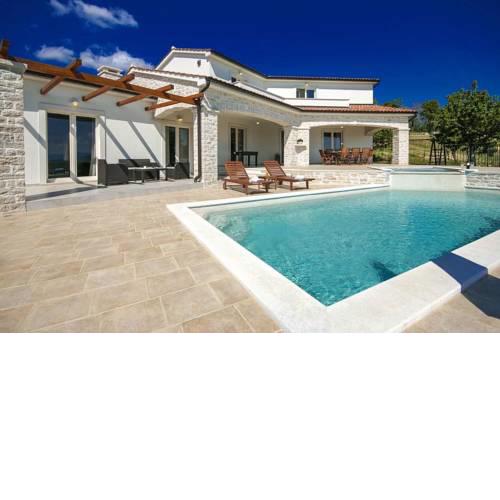 Villa Melli
