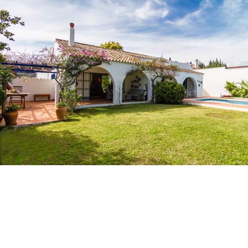 VILLA MIKA ESTEPONA Private Pool - Barbecue - WIFI
