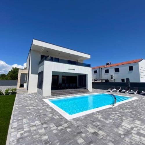 Villa Mila