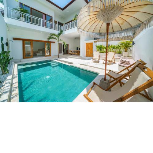 Villa Milos - Boho-chic 4-bdr villa next to the beach in Canggu!