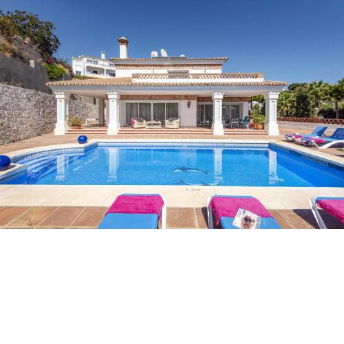 Villa Miraflores Sol by Villa Plus