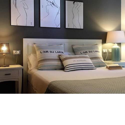 Villa Miramar A9 beautiful Playa Blanca villa with private heated pool and wifi