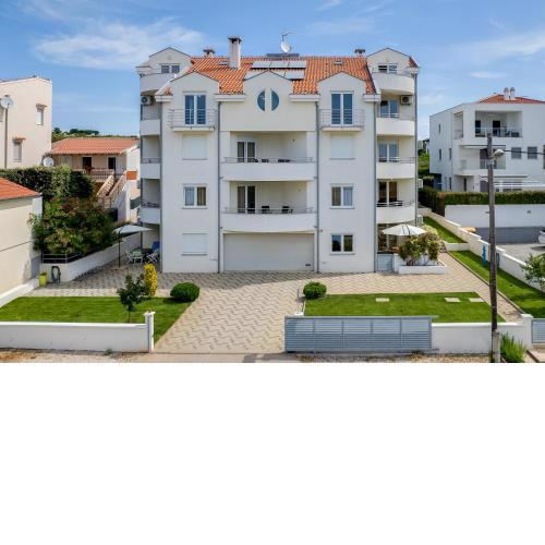 Villa Mirela