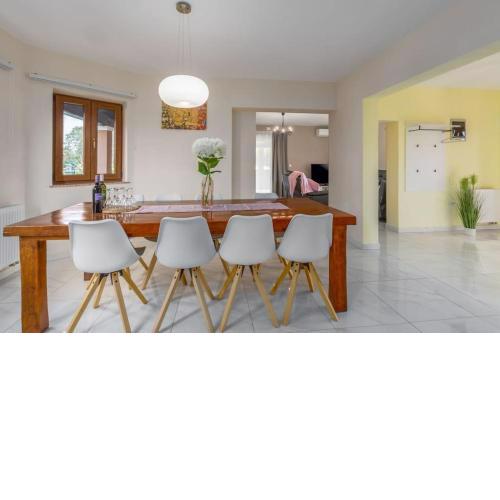 Villa Mirna