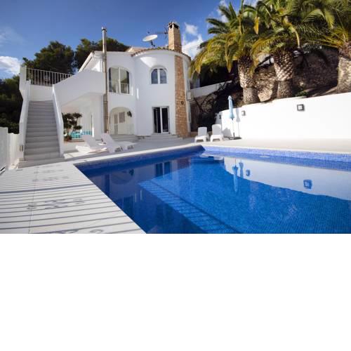 Villa Momily