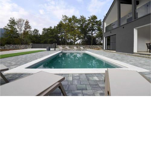 Villa Mona 2