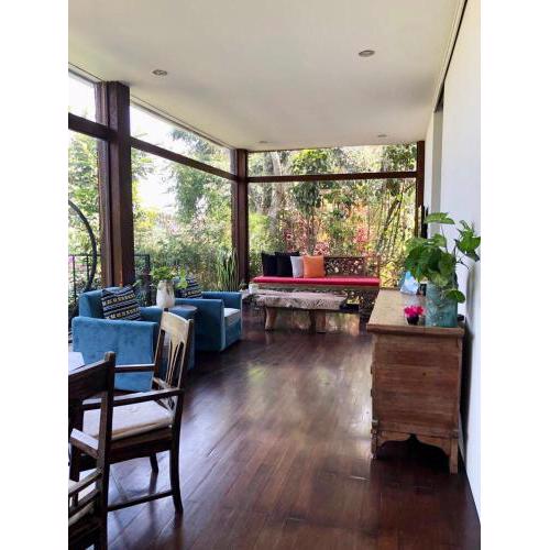 Villa Mulyono 2 by Visit.tour