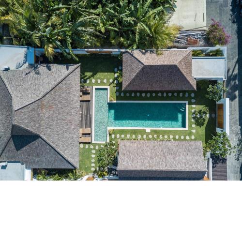 Villa Namu by Alfred in Bali