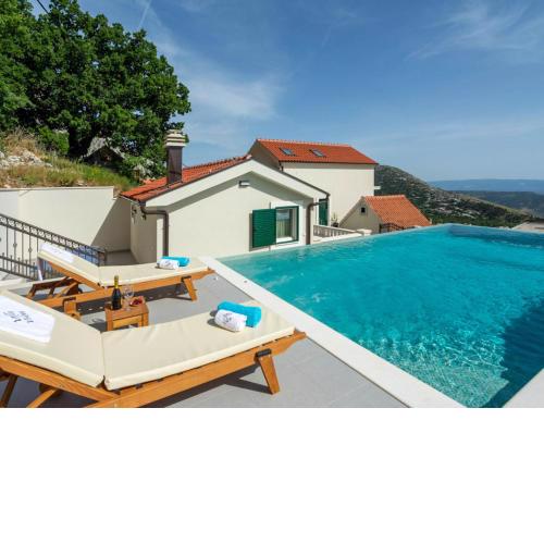 Villa Neven by Interhome