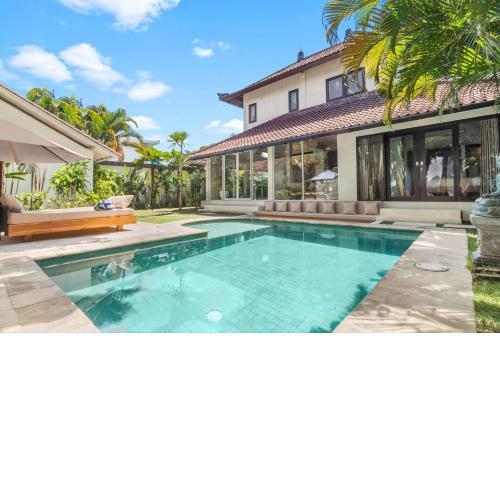 Villa New York - 4 BDR Pool Luxury Villa, next to The Forge Bali