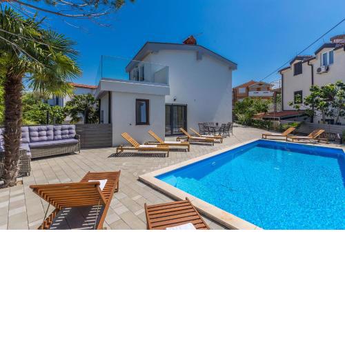 Villa NINA