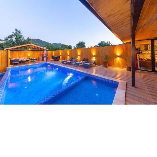 Villa Nostalji Kalkan Bezirganda Havuzlu Villa
