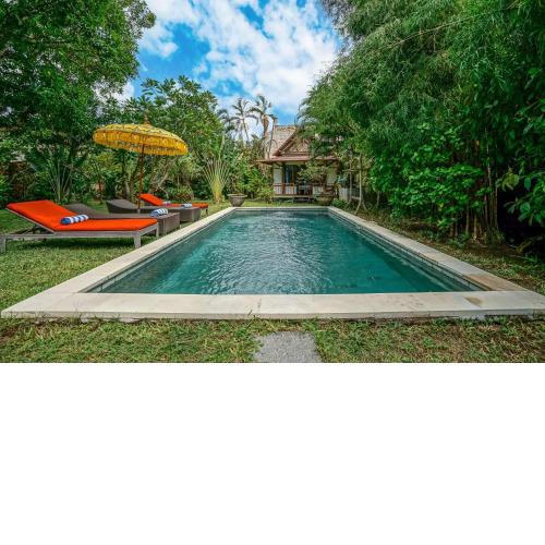 Villa Nylam, 4 Bedroom Private Villa With Tropical Vibes in Seminyak