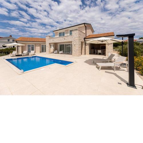 Villa Olive Garden