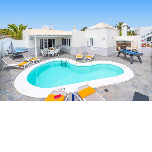 Villa Olivina 2 by Villa Plus