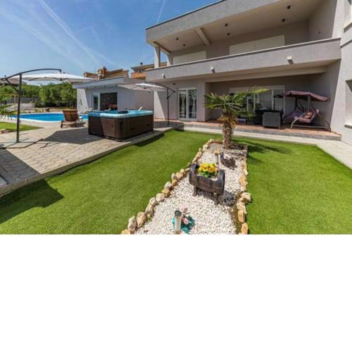 Villa Olympus -Kaštela, Trogir