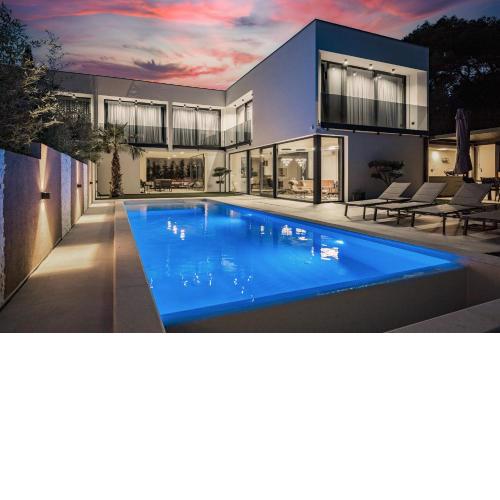 Villa Osea in Medulin with Sauna only 1.5 km from the Beach