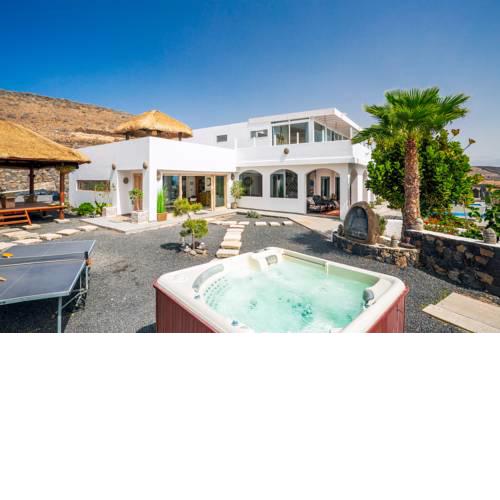 VIlla Palacio and Yurt