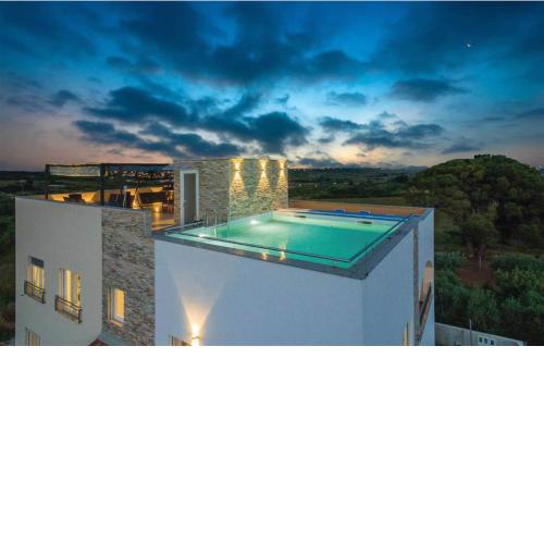 Villa Panorama with rooftop pool