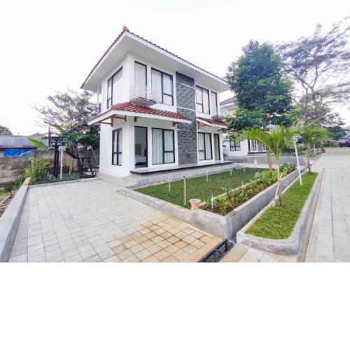 Villa Papatong by M Bogor RedPartner