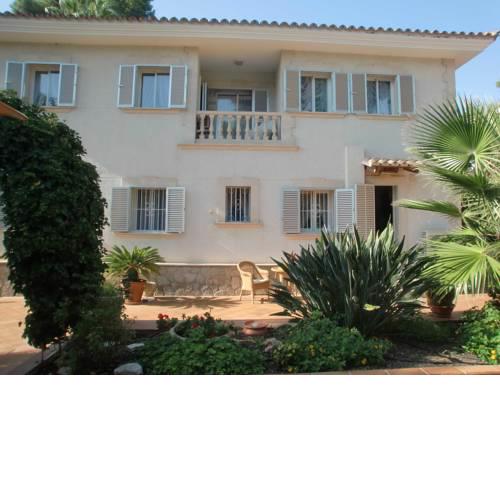 Villa Pedro strandnah ruhig zentral