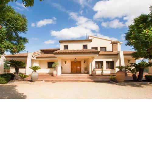 Villa Perles