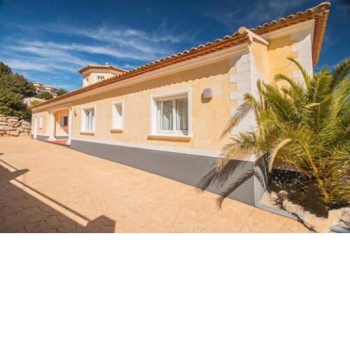 Villa PERSPECTIVA by villa&more