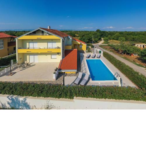 Villa Petra