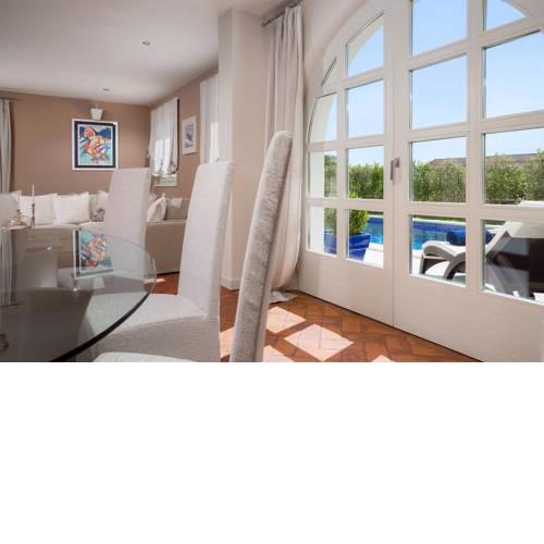 Villa Pia by HMZ Villas