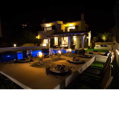 VILLA PINOMAR