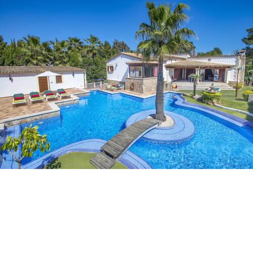 Villa PINOS
