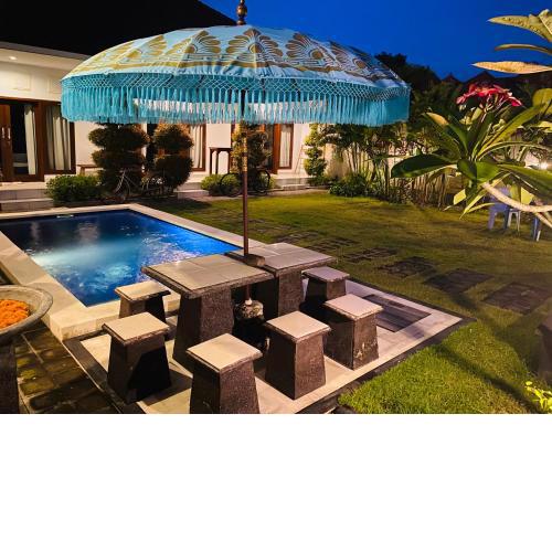 Villa Pintu Biru