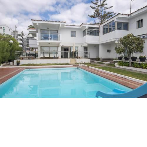 Villa Playa del Inglés piscina primera línea de playa by Lightbooking