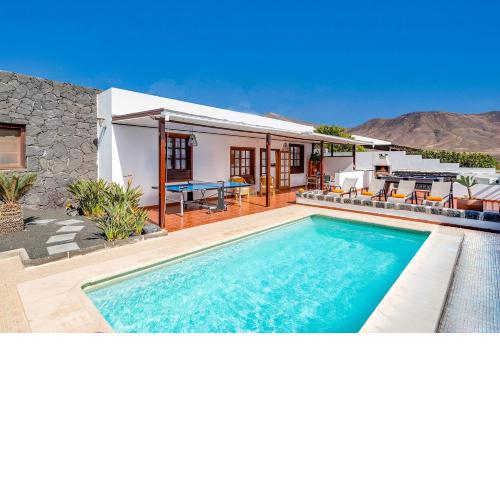Villa Pola Marinas by Villa Plus