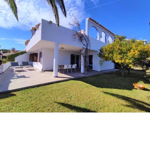 VILLA PRIVADA CALA BLANCA Albert Villas