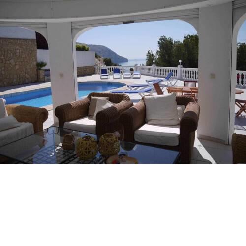 Villa privada con gran piscina frente al mar entre Calpe y Altea Un sueño