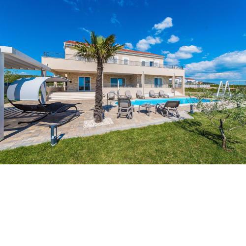 Villa Providenca with private heated pool
