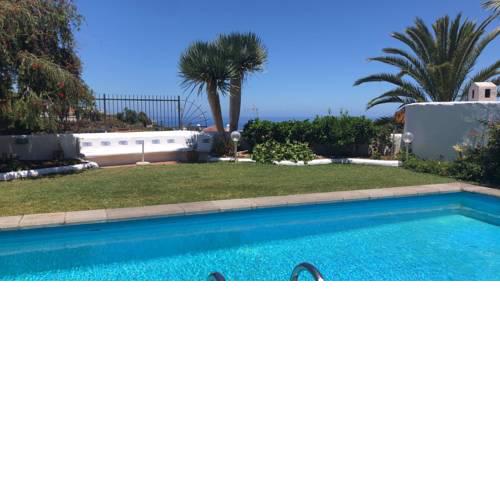 VILLA PUERTO RICO Piscina Climatizable, BBQ, Free Wifi