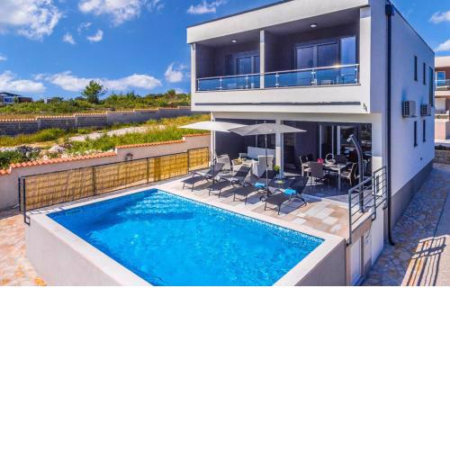Villa Pura Vida