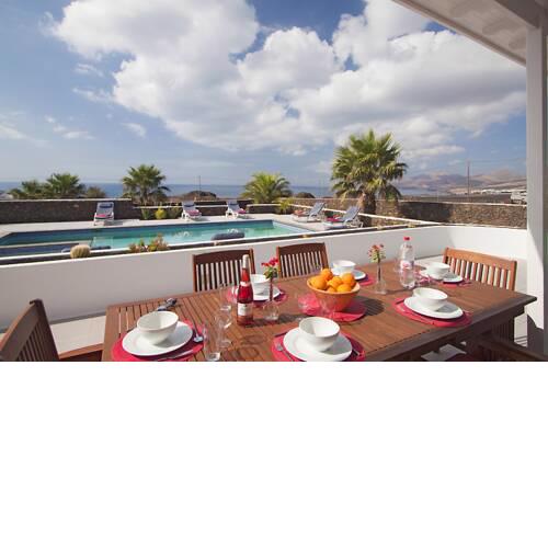 Villa Quiquere - great 4 bedroom Puerto Calero villa with heated pool hot-tub