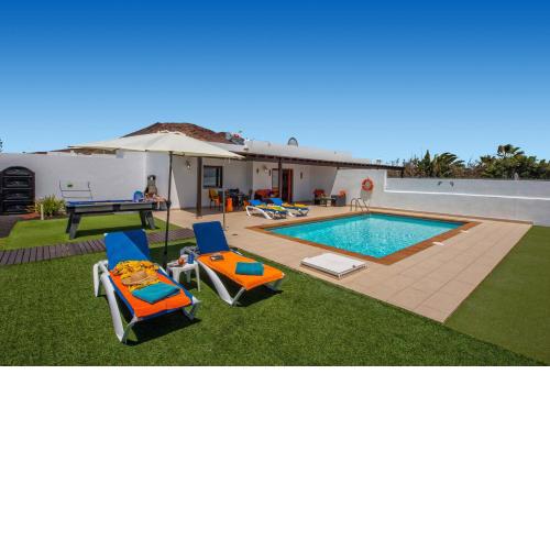 Villa Ramon by Villa Plus