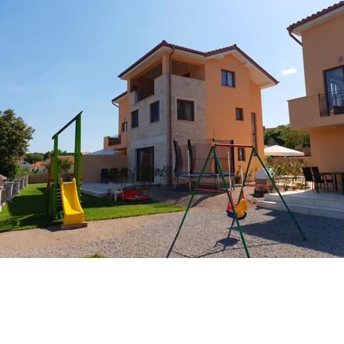Villa Rebeka