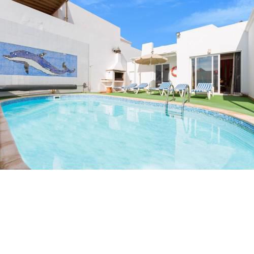 Villa Reyes