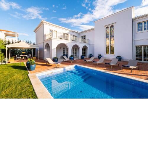 Villa Riba Platinum - 4 Bedroom Villa - Perfect For Families - Great Pool Area